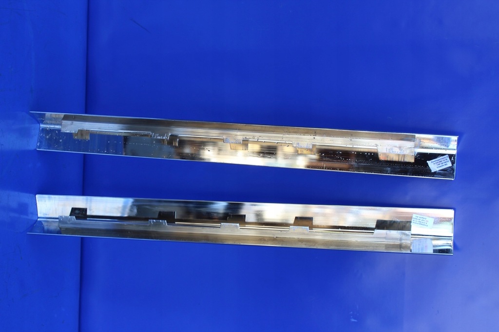 фото №10, Молдинг накладка порог правая порог оригинальный номер mercedes w215 c215 cl a2156801435