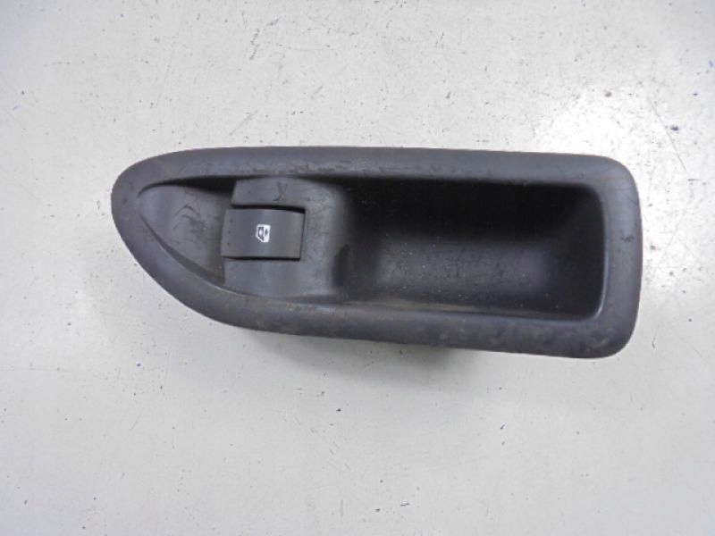 фото №7, Laguna ii вимикач скло задня правий 8200016014