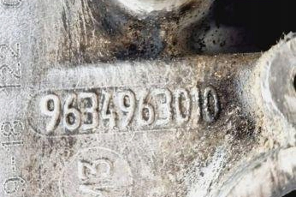 фото №8, Головка двигуна citroën c5 ii rc_ 9630377610 2.0l дизель 2004