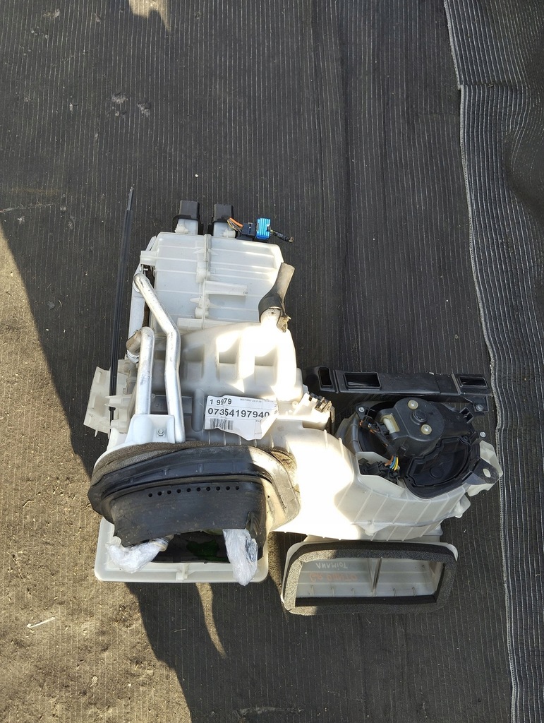 фото №12, Обігрівач fiat grande punto 1.3 m-jet 5d3122100 kpl