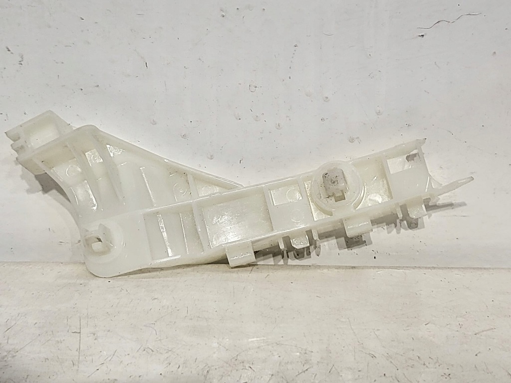 фото №1, Mitshubishi eclipse cross 2018-2020 направляющая бампера перед правый