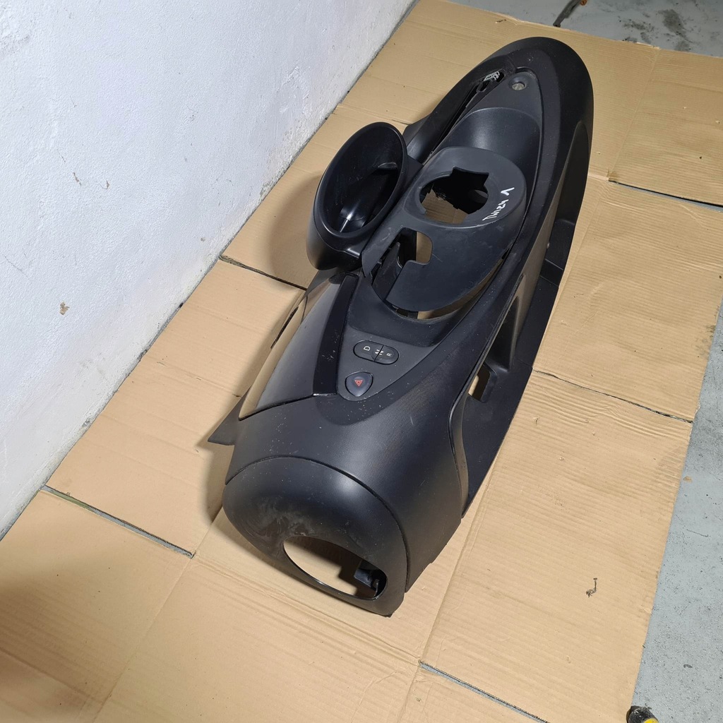 фото №7, Renault twizy панель приладів панель приладів консоль