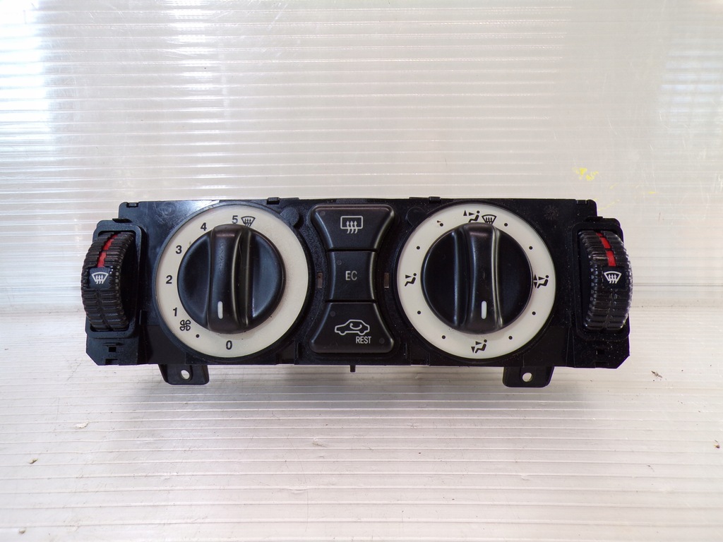 фото №1, Панель обдув кондиціонера mercedes slk r 170 1708301085