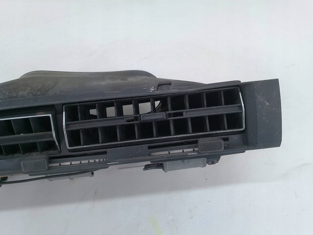 фото №6, Решітка обдув mercedes-benz w126 79-91 1268300654 1268300054