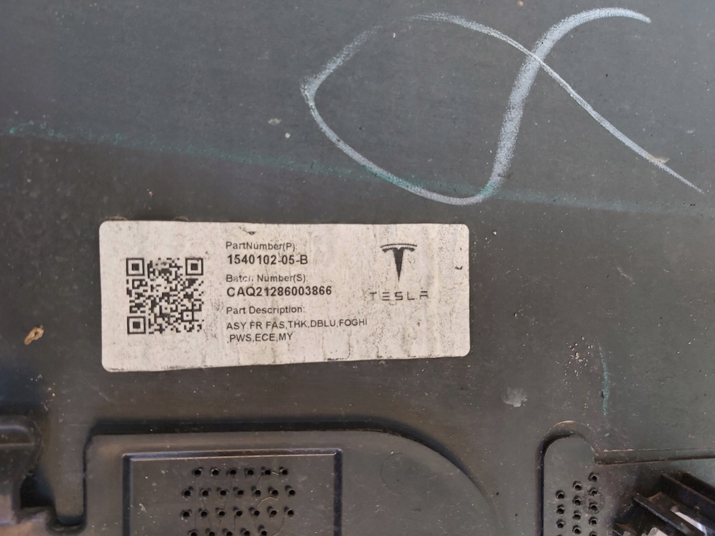 фото №11, Бампер перед передний tesla model y решётка