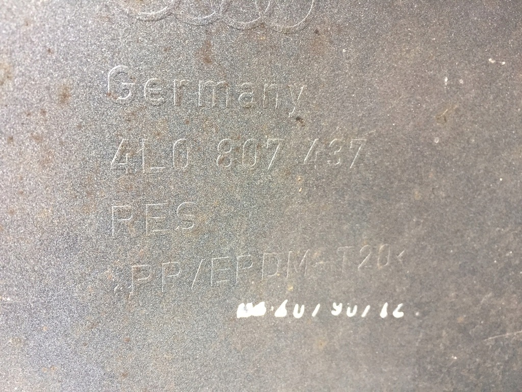 фото №13, Audi q7 4l lx7w бампер передній решітка радіатора решітка радіатора перед