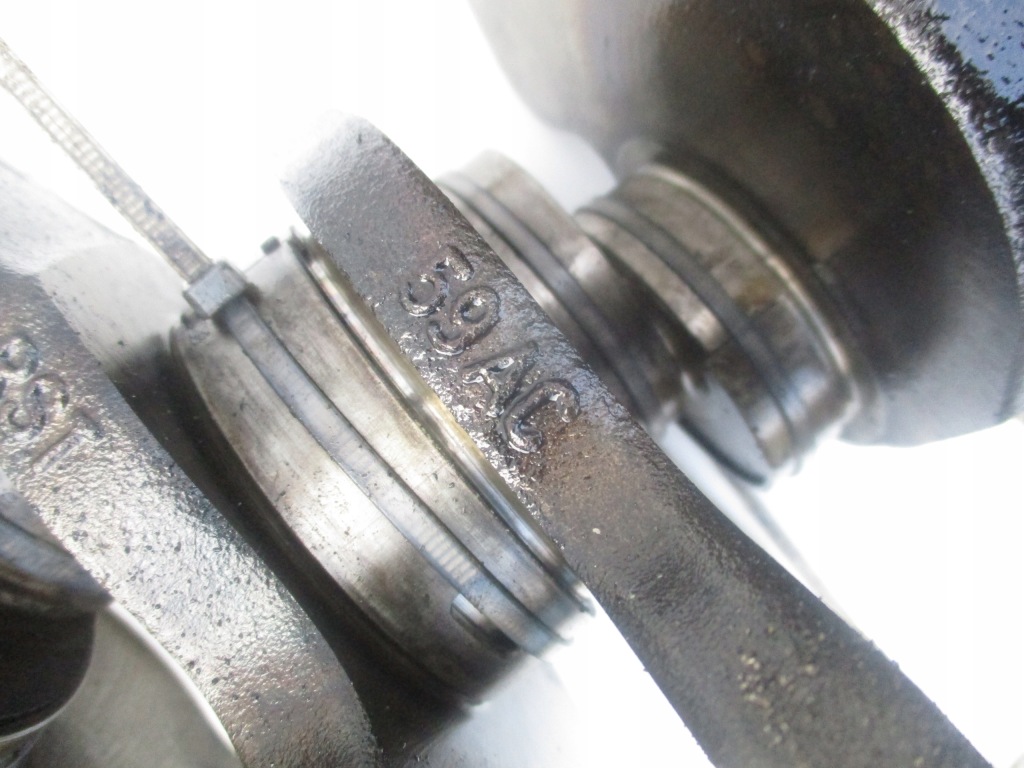 Wał коленчатый вкладыши audi a4 b7 a6 c6 2.7 tdi bpp bsg 059ac Цена