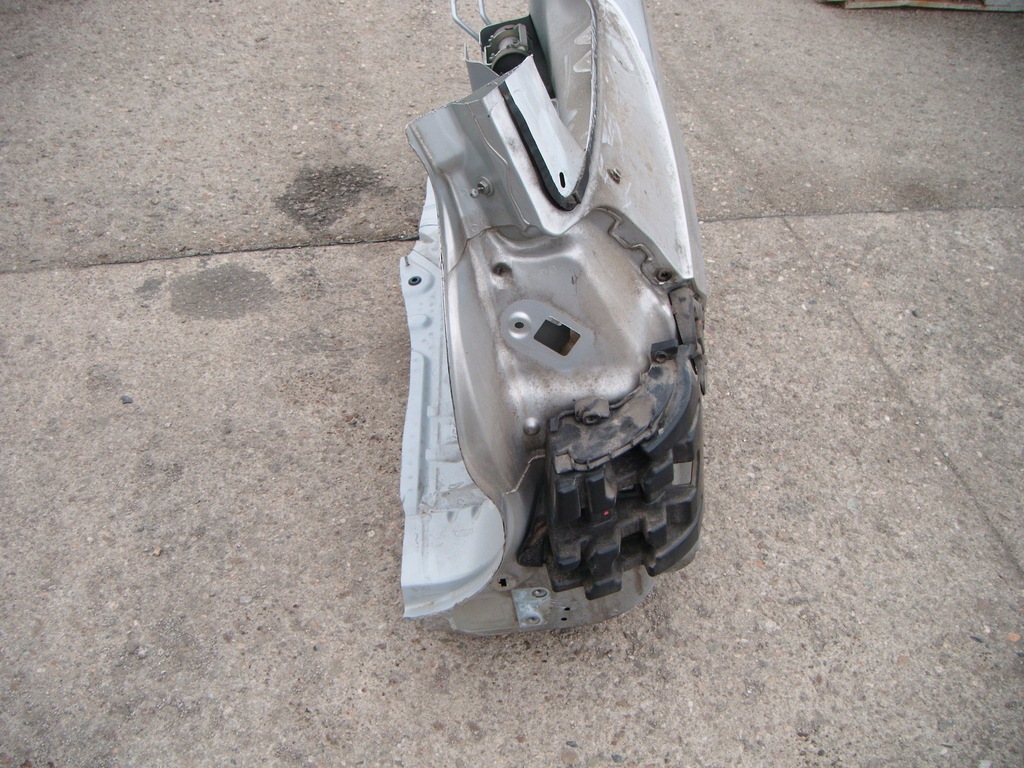 фото №9, Peugeot 207 sw 08-12 ezrc крыло правый задняя