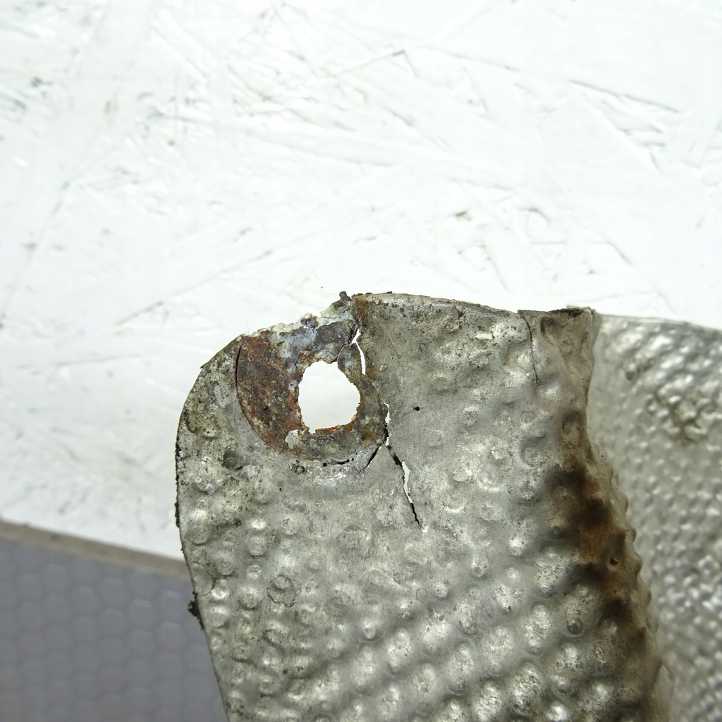 фото №4, Bmw 7 f01 f02 защита тепловая выхлоп 7202856