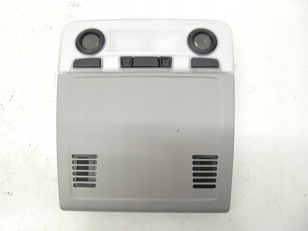 фото №1, Bmw e90 e91 e92 e84 лампа освітлення салону