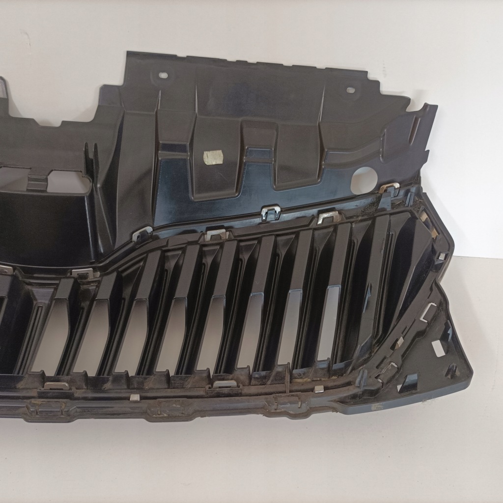 фото №12, Skoda fabia iii lif решітка радіатора решітка радіатора бампера перед 6v0853653c