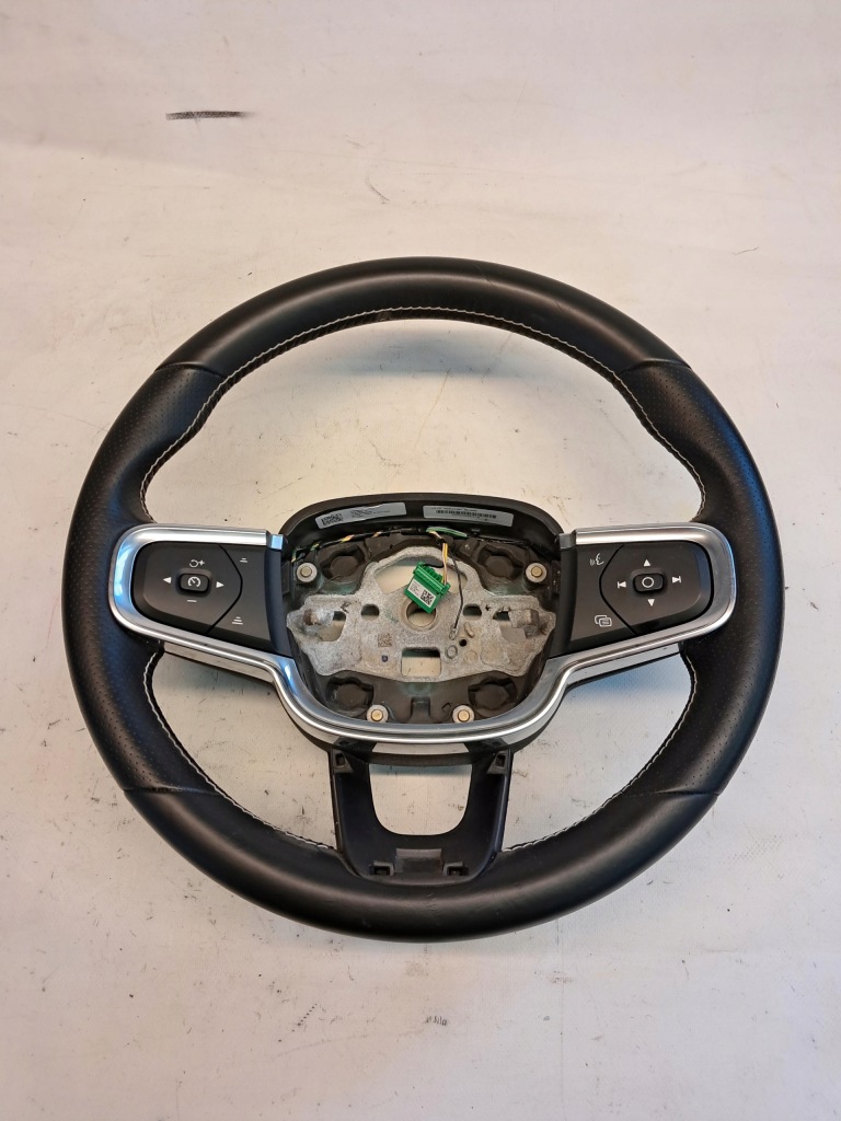 фото №1, Повітропровід шкіра r-design volvo xc40 p32288649