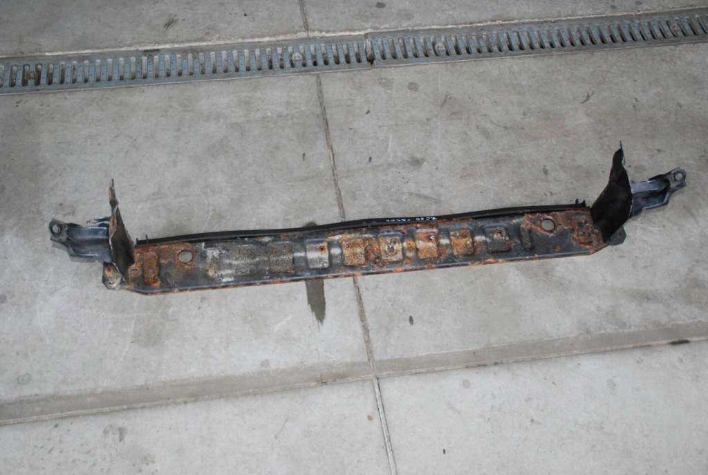 фото №1, Xc60 i балка перед передня pod радіатор нижня