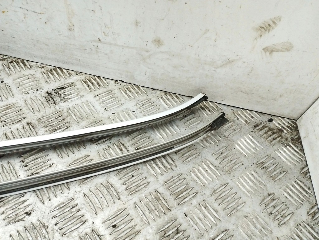 фото №5, Porsche cayenne 9pa 2005 комплект молдинг кровельная