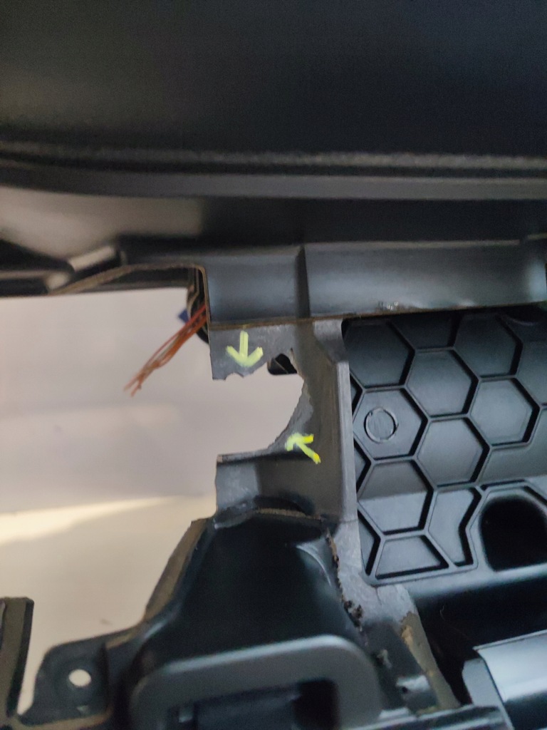 фото №9, Панель приладів консоль подушка безпеки подушка ремені audi q7 4l