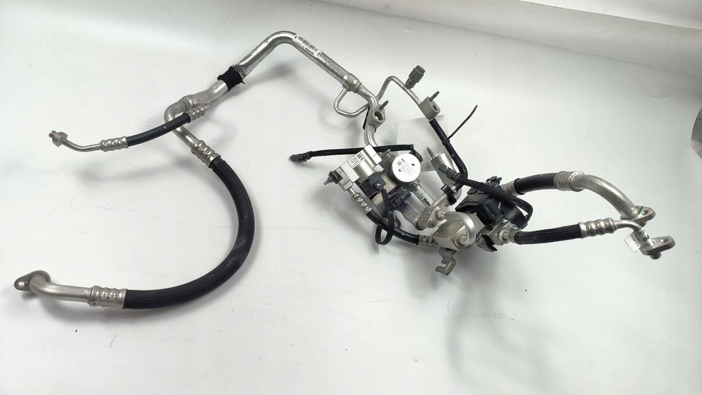 фото №1, Шланг кондиционера t588458 opel corsa f