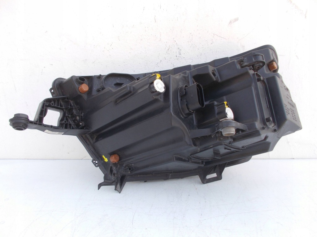 Skoda kamiq перед сторона права лампа передня 658941016 Київ