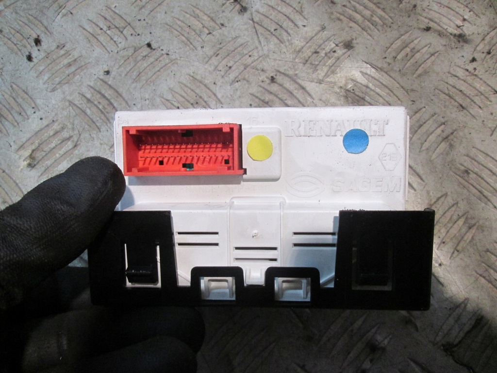 фото №8, Дисплей renault megane ii 8200107839