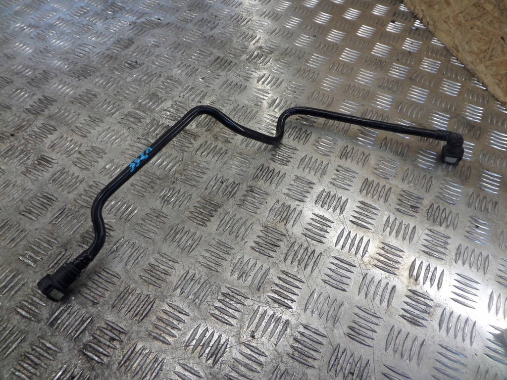 фото №1, Audi rs6 c7 4g трубка вентиляційна 4g0201991aj