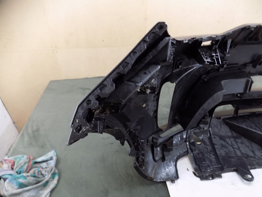 фото №8, Land rover discovery v dynamic бампер передний перед hy3217f003