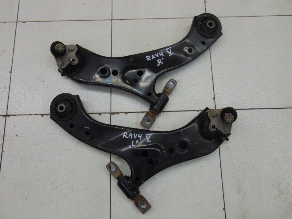 фото №1, Рычаг перед правый toyora rav4 v 5