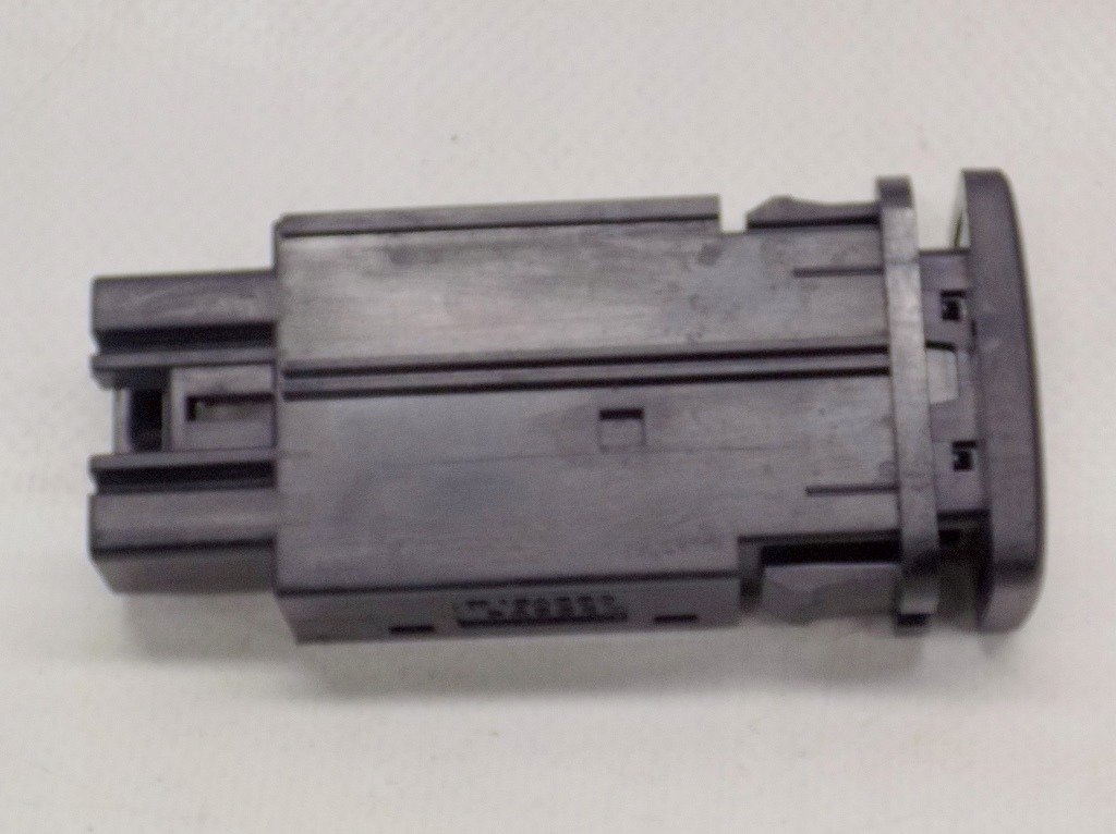 фото №5, Lexus is ii is220d переключатель подогрев стекло