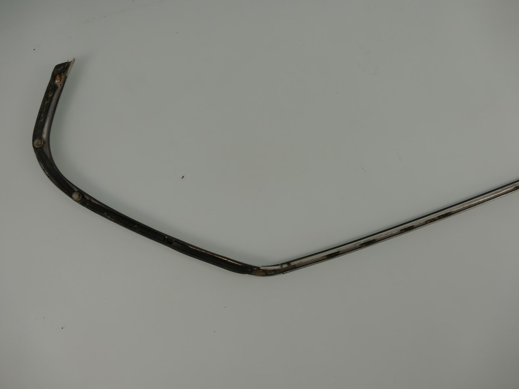 фото №8, Bmw 7 e32 молдинг кузовная правая хром 89r