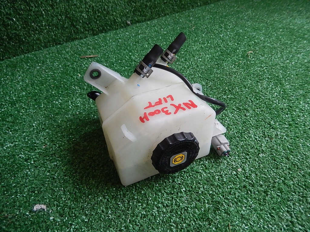 фото №1, Бак усилителя lexus nx 300h lift