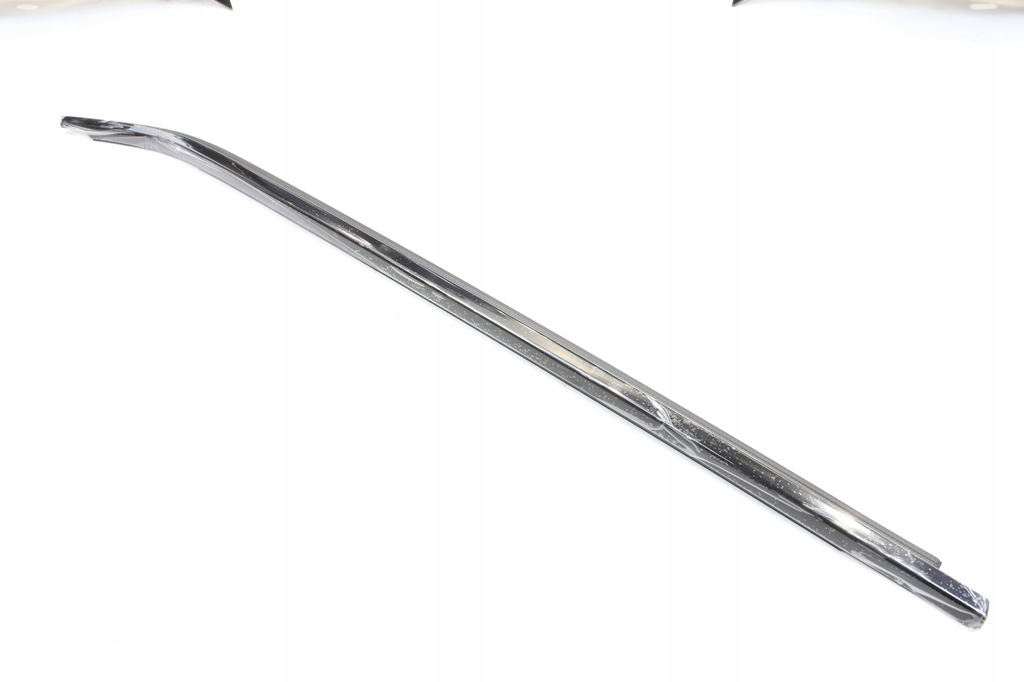 фото №1, Nowa молдинг уплотнитель дверь правый перед shadowline bmw g01 x3 f97 x3m ix3