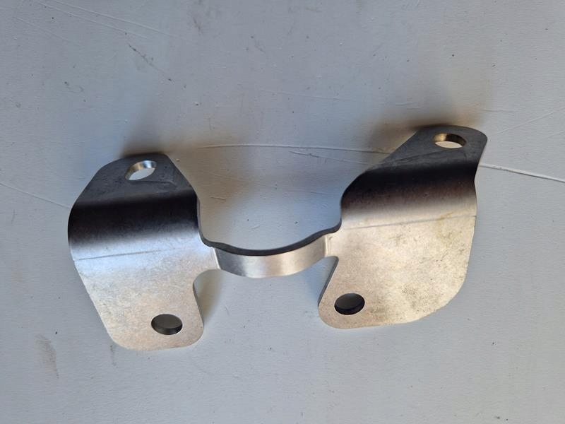 фото №6, Кронштейн кронштейн катализатора opel vectra c signum 3.0 дизель оригинальный номер 55354500