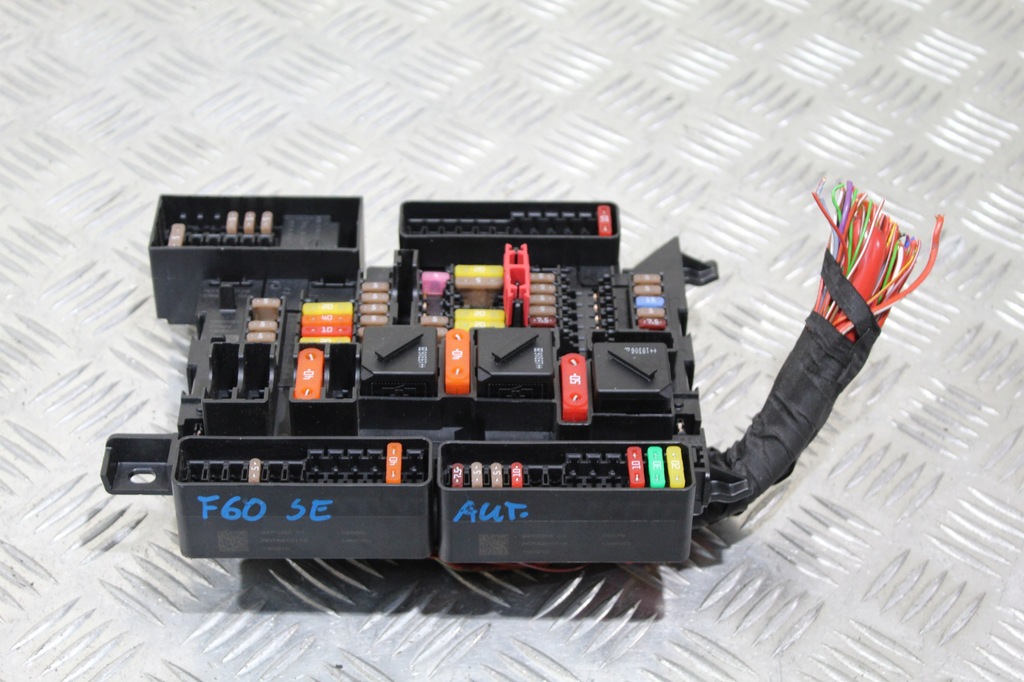 фото №1, Коробка предохранителей mini countryman se f60