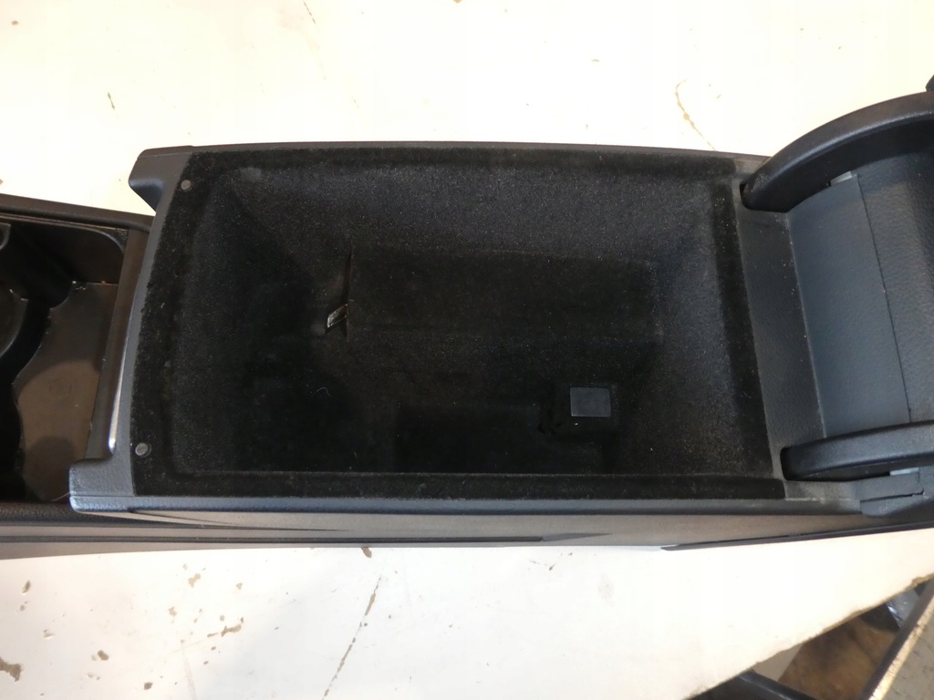 фото №6, Подлокотник туннель vw passat b7