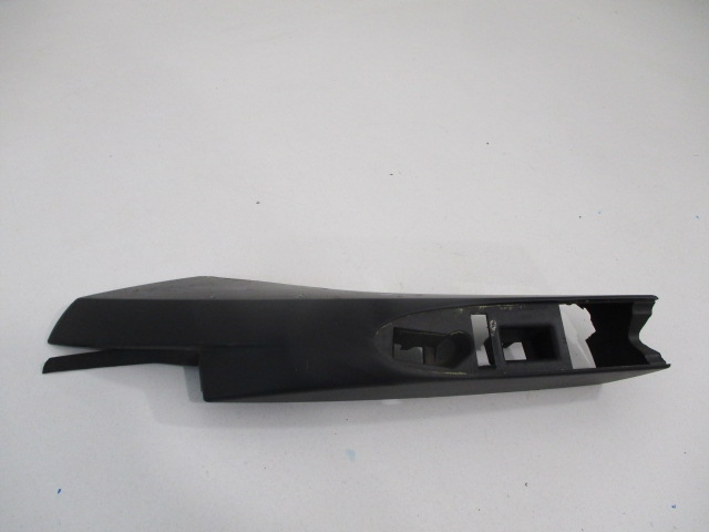 Купити C4 grand picasso накладка заглушка рейлінг ліва задня 9658374280