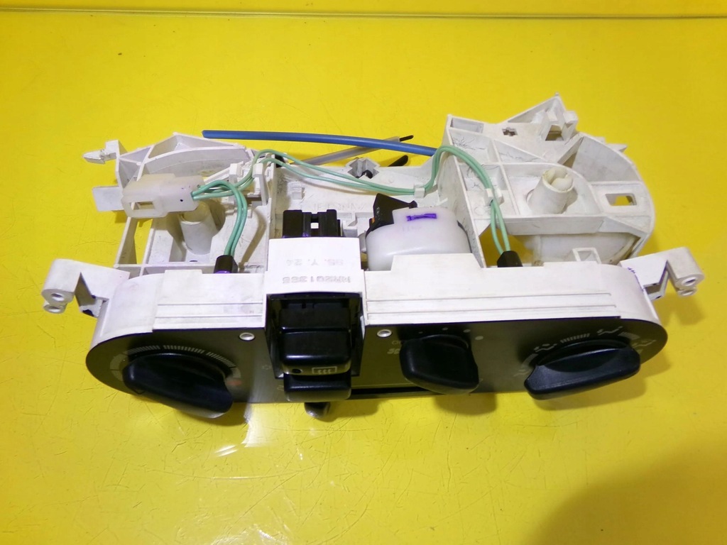 фото №9, Панель управление обдув mitsubishi lancer mr201365 nr1217