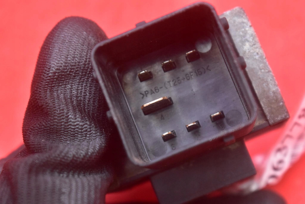 фото №8, Реле свеча накаливания 9640469680 peugeot 206 1.4 hdi 06-09