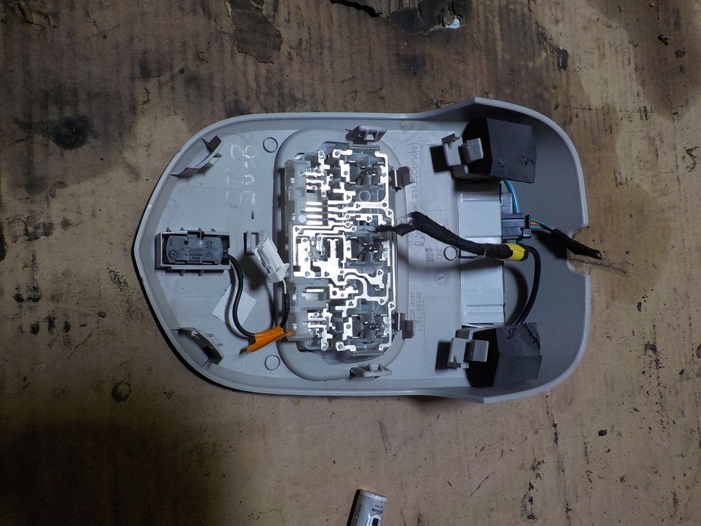 фото №5, Лампа podsuftki peugeot 3008 1.6 ehdi