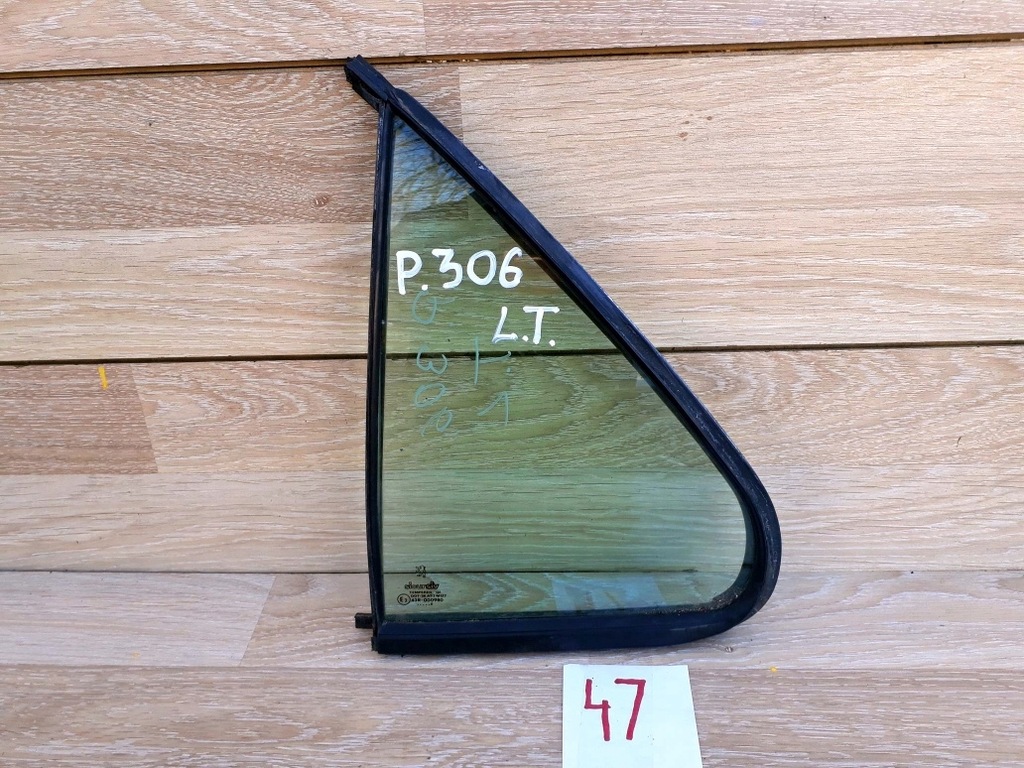 фото №1, Стекло боковая дверь треугольник левый задняя peugeot 306