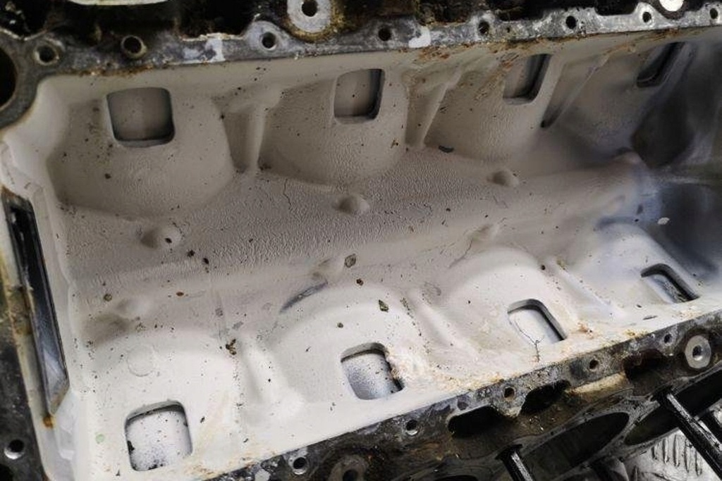 фото №8, Блок двигуна maserati quattroporte vi 083026 4.2l бензиновий 302kw 2004