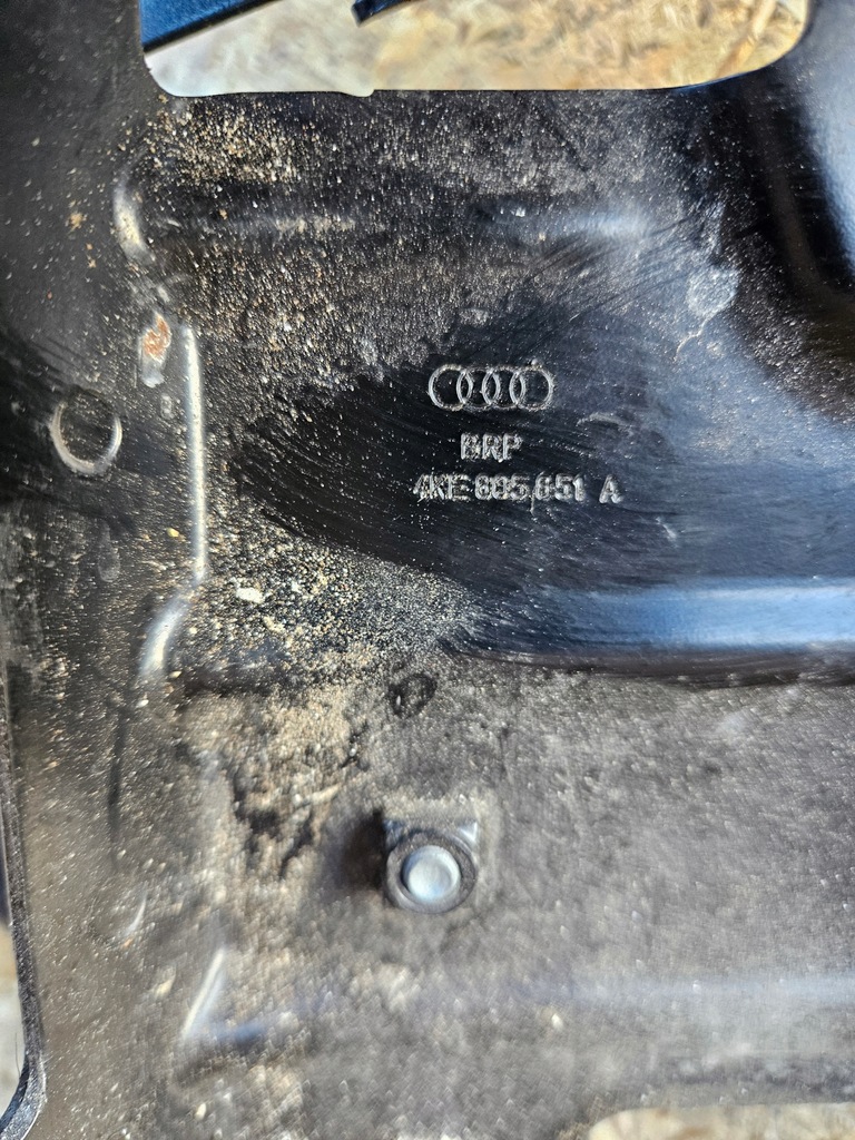 фото №15, Кронштейн кронштейн бампера крыла audi e-tron q8 4ke 4ke805851a