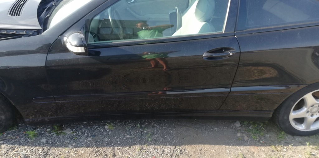 фото №1, Ручка ручка mercedes w203 coupe