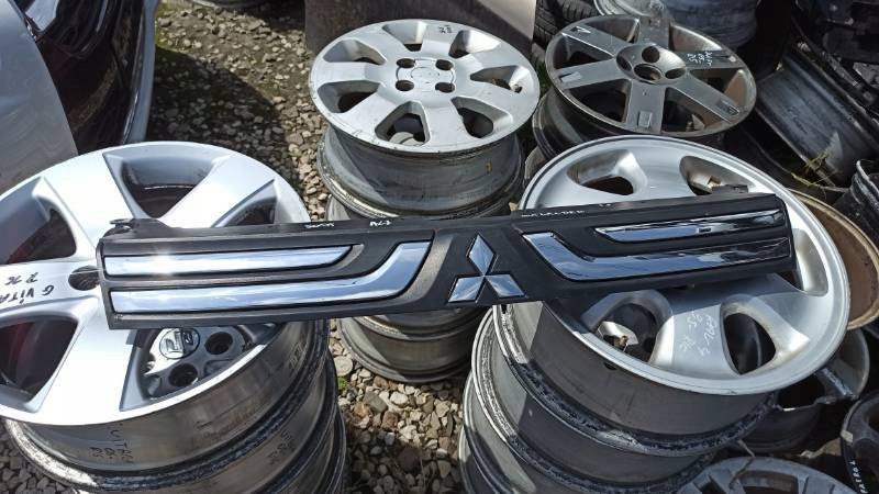 фото №1, Outlander iii решётка радиатора решётка радиатора 7405a743