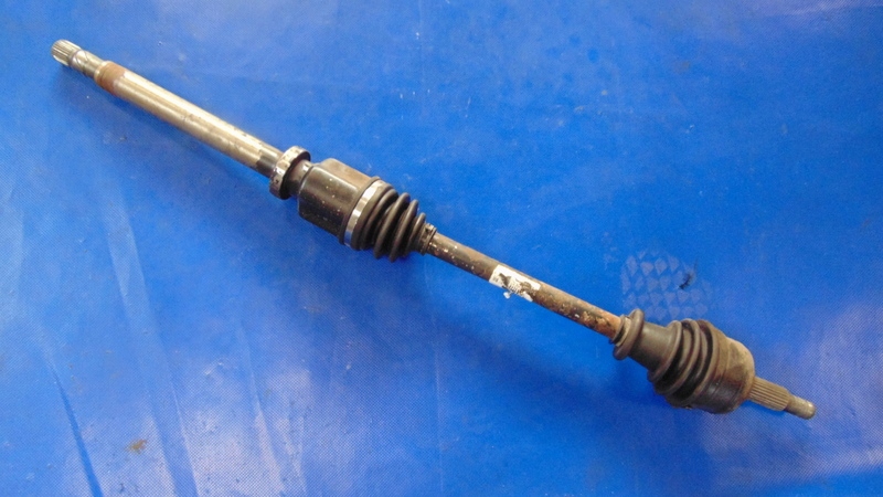 фото №1, Привідний вал права довга 1.5dci renault megane iii scenic iii
