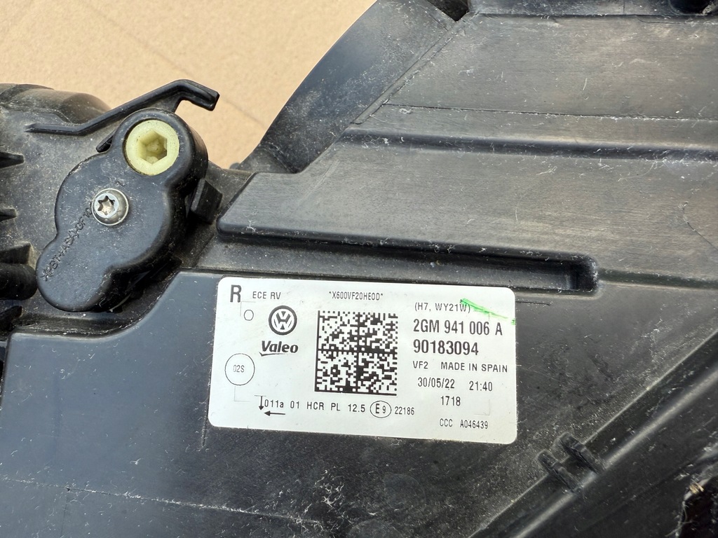 фото №7, Лампа правая eu vw t-cross t cross 2gm обычная 2019 - 2023 .