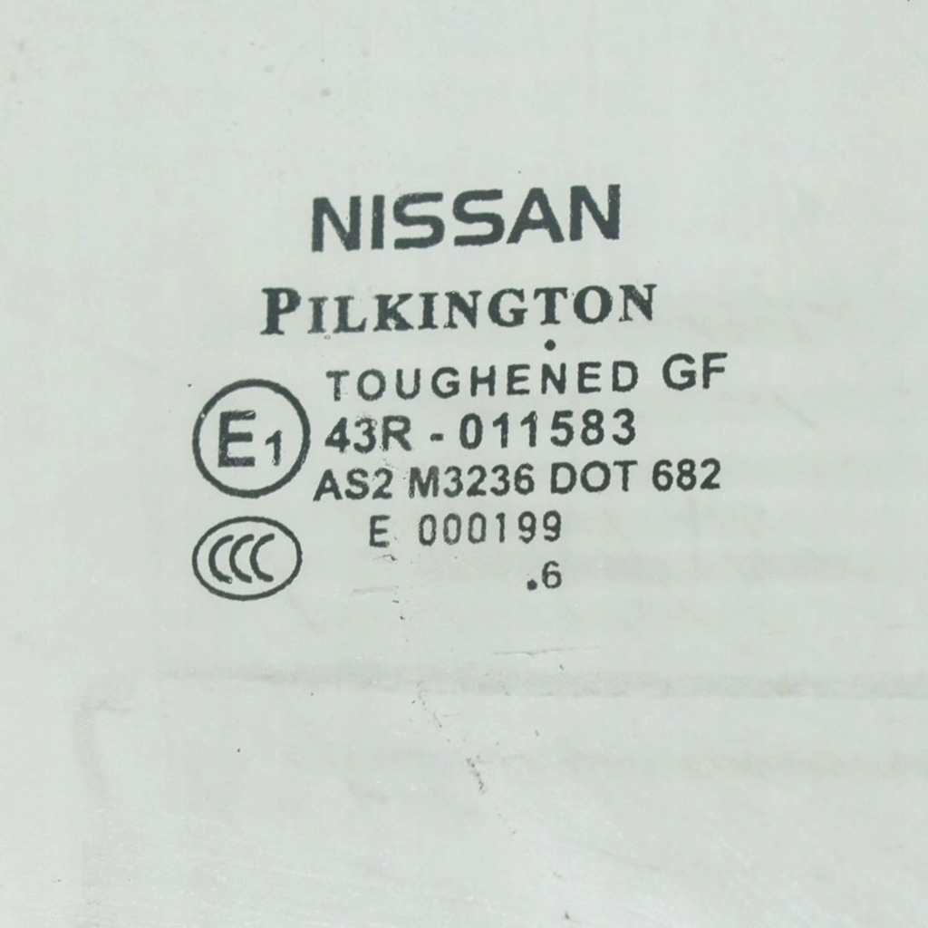 фото №6, Nissan np300 2017 перед сторона правая стекло дверь передних