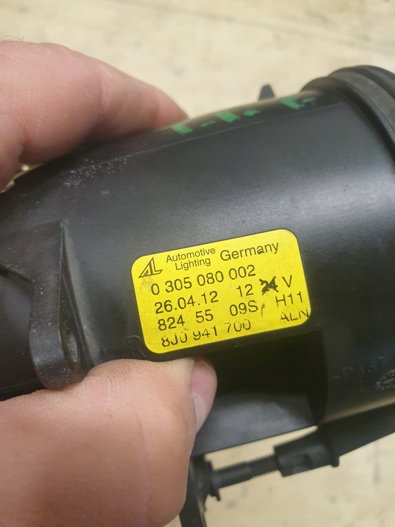 фото №8, Audi tt 8j противотуманная фара правый 8j0941700