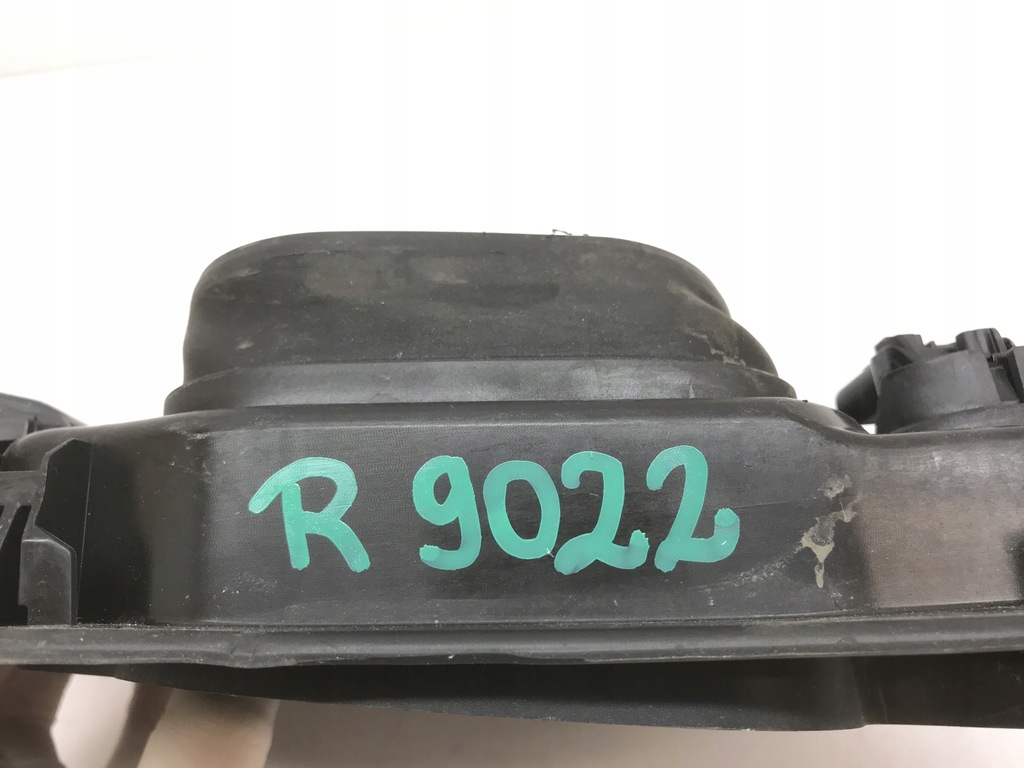 фото №13, Polestar 2 кришка заливної пального кришка роз'єм заряджання 31663686