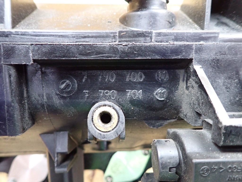 Kolektro впускной  bmw x5 e70 европа 7790700 Цена