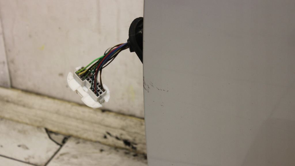 фото №3, Дверь левая левый перед ssangyong rodius 2003r-