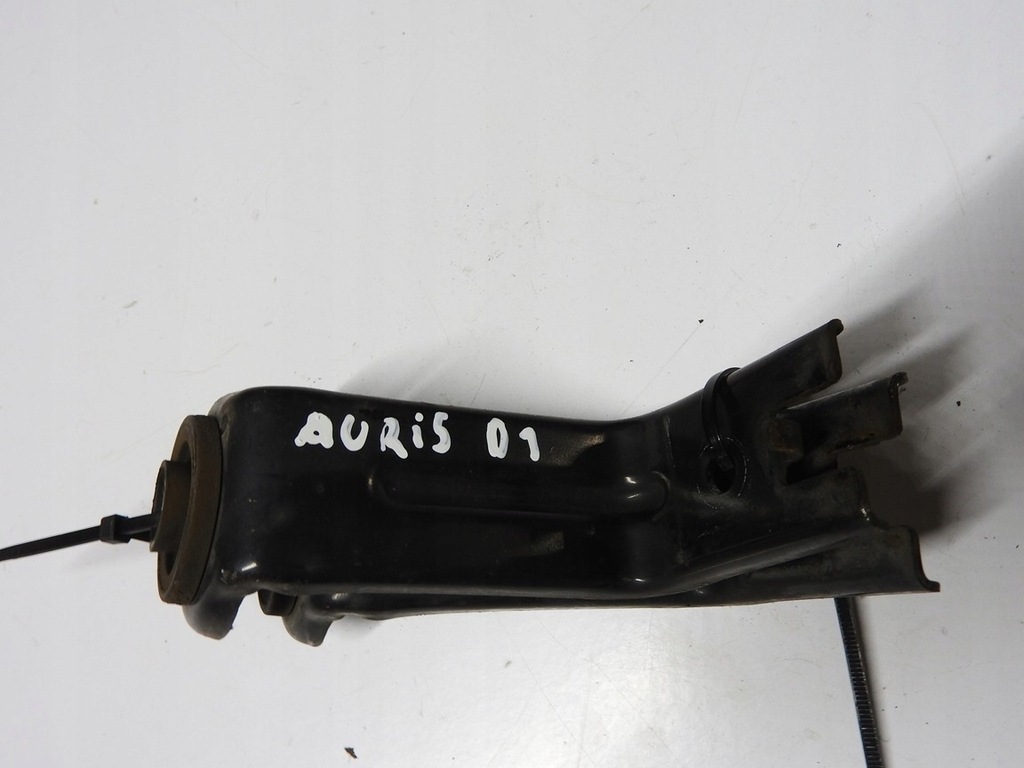 фото №7, Toyota auris i 2.0 d4d кронштейн радіатора комплект