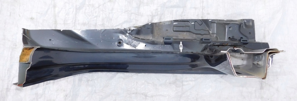 фото №4, A4 b9 lift поріг правий задня блок двигуна підкрилок кутик